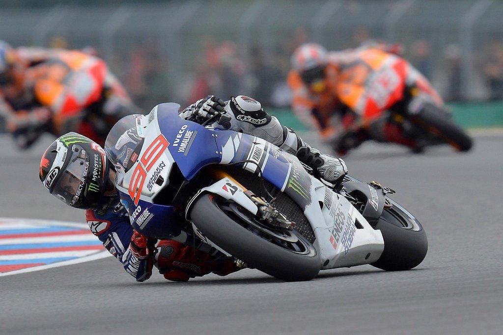 34564-jorge-lorenzo-brno-motogp-2013%20(1).jpg