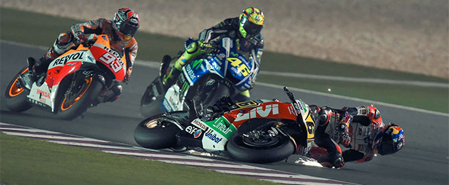 stefan bradl crash losail