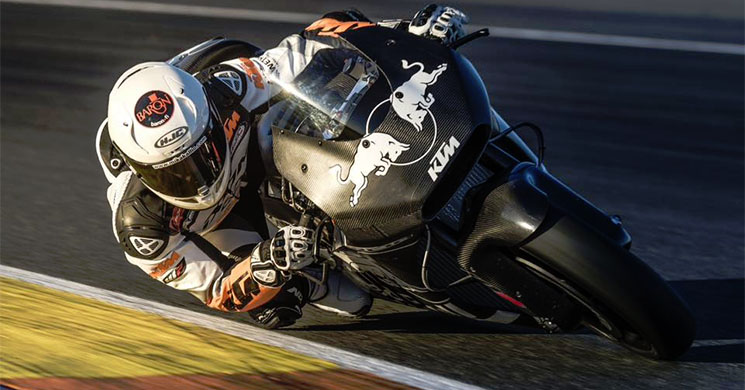 mika-kallio-ktm-rc16-motogp-valencia.jpg