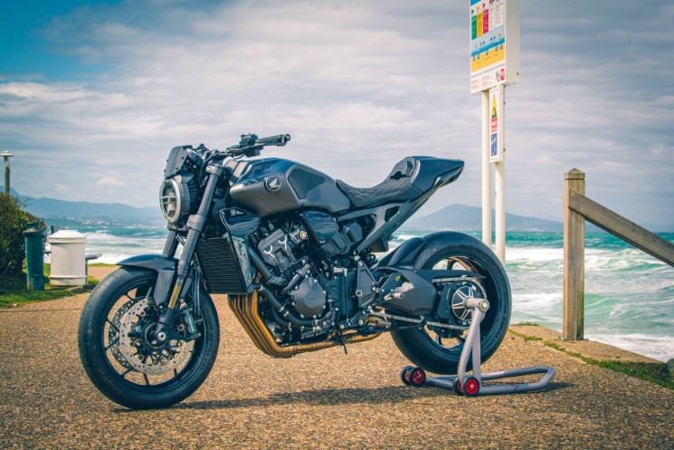 CB1000R BLACK EDITION