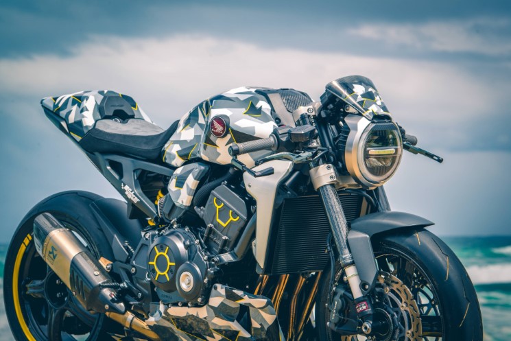 CB1000R-ADICAL