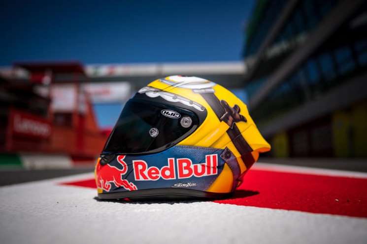 hjc minions helmet