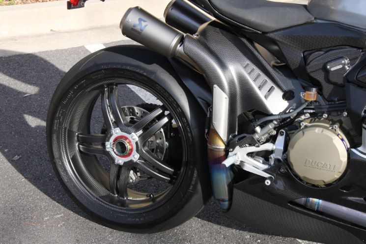 DucatiSuperleggera1299