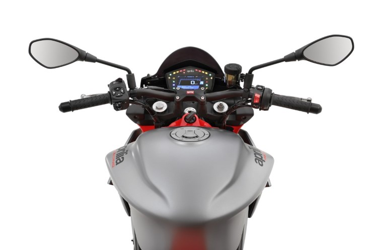 /ApriliaTuono660-2021
