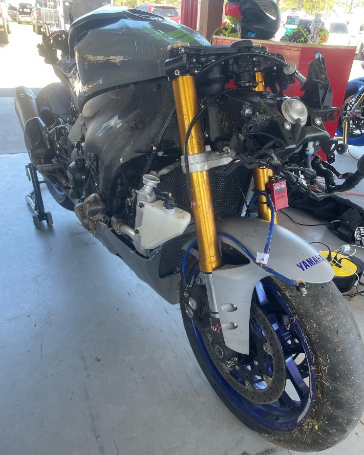 yamaha r1 accidente