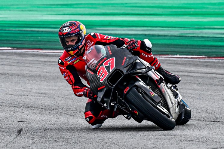 augusto fernandez