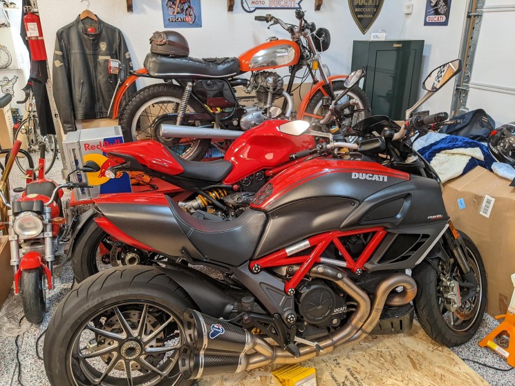 Garaje Ducati