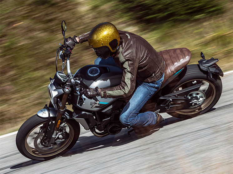 700CL-X-1.jpg