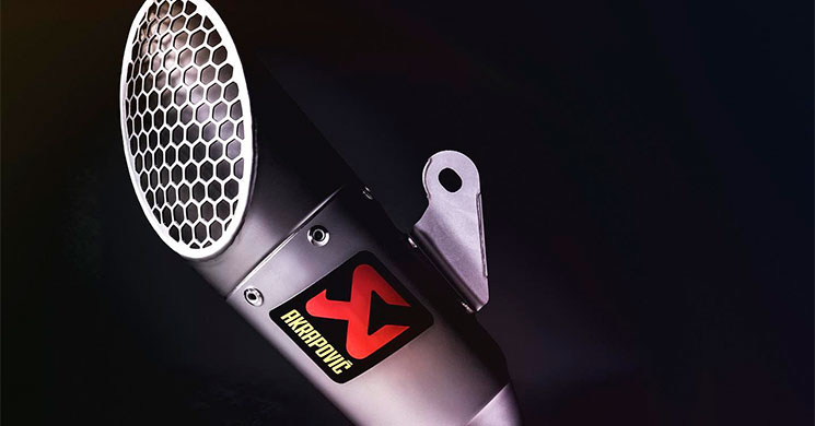 Akrapovic(1).jpg