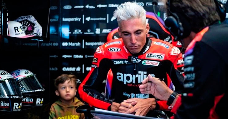 /AleixEspargaro-346(4).jpg