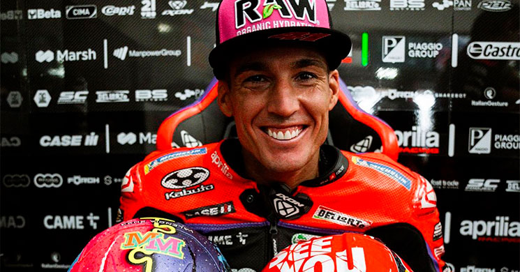 s/AleixEspargaro3453465.jpg