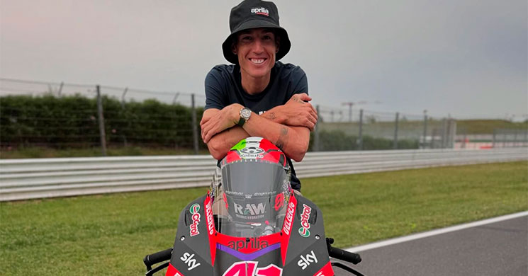 AleixEspargaro345453.jpg