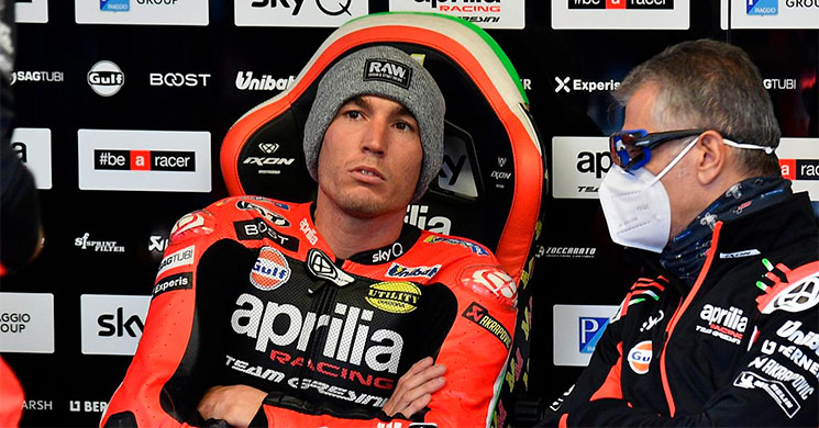 /AleixEspargaro_45.jpg
