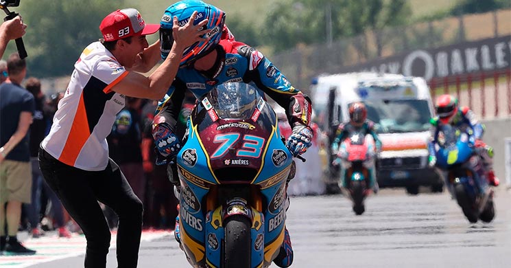 lexMarquez2019Moto2.jpg