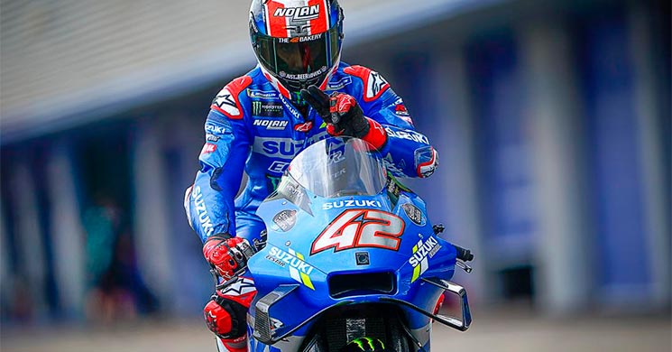 /AlexRins-3454365.jpg