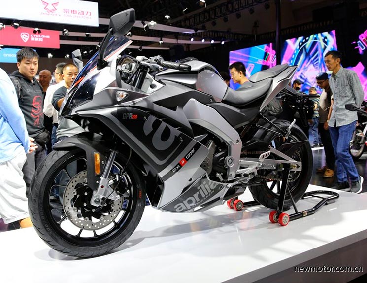 ApriliaGPR250