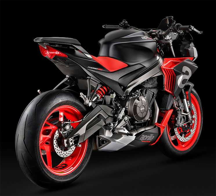 /Aprilia-Tuono-660-3.jpg