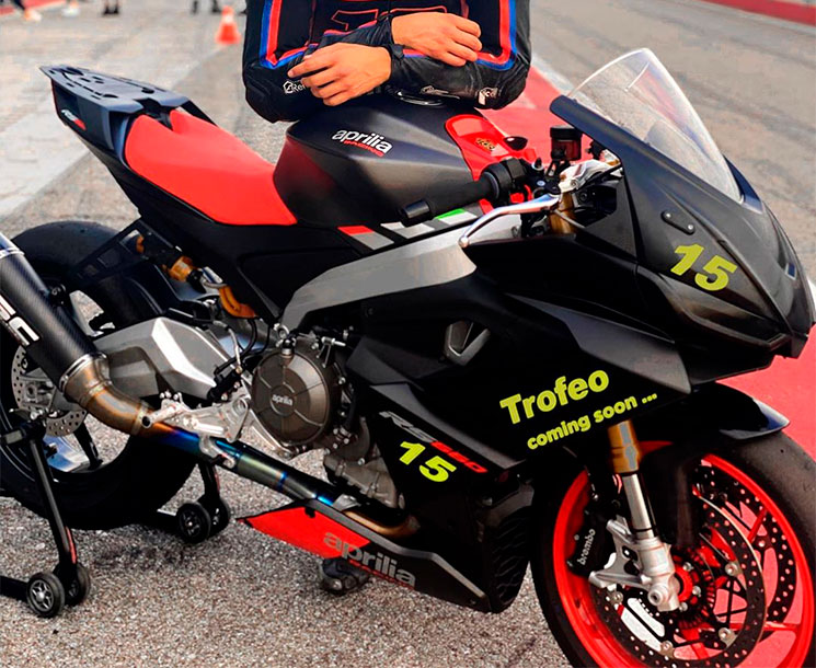 aprilia rs 660 trofeo