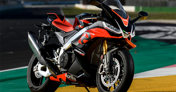 aprilia rsv4 2021