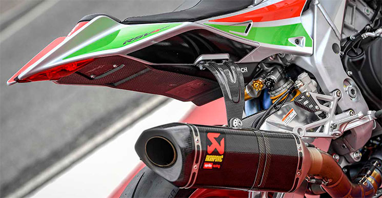 ApriliaRSV4-SBK.jpg