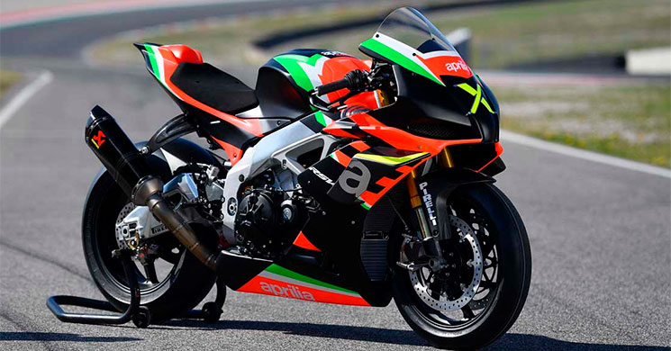 ApriliaRSV4X(1).jpg