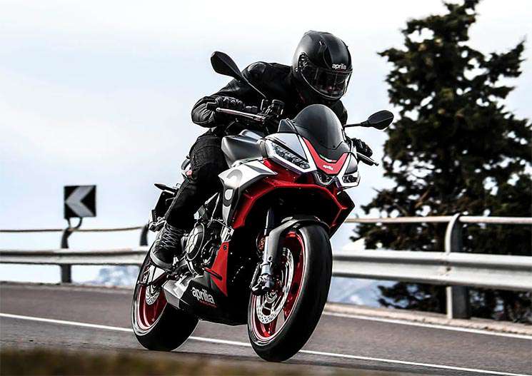 ApriliaTuono660