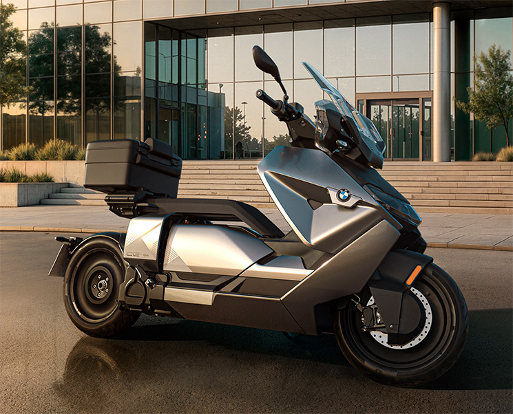 /BMW-CE04