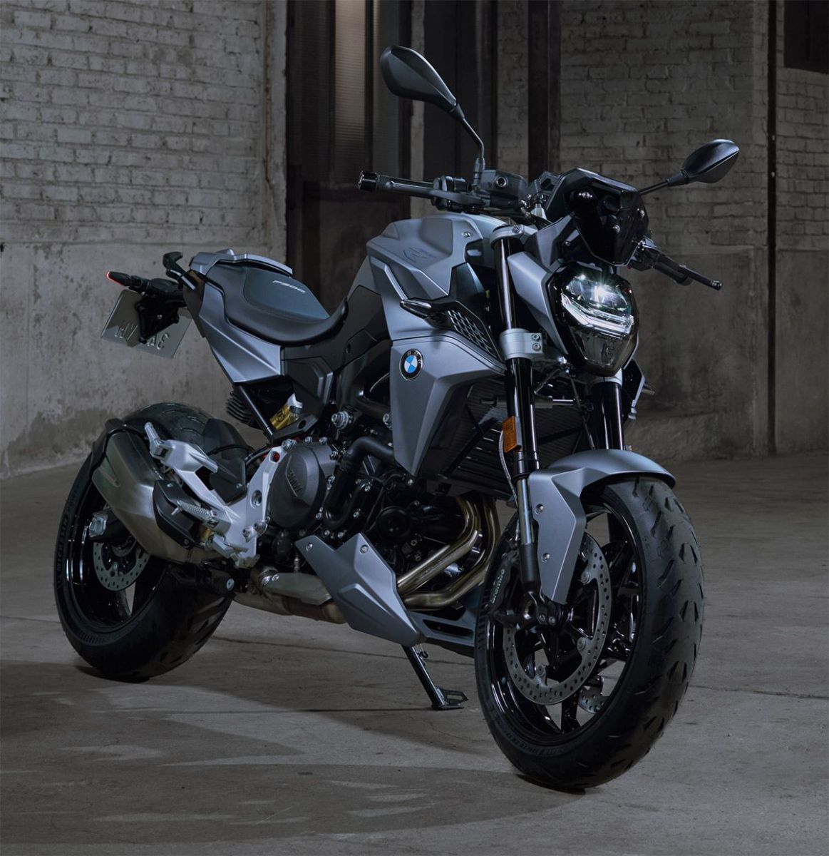 BMW-F900R-XR-M-POWER