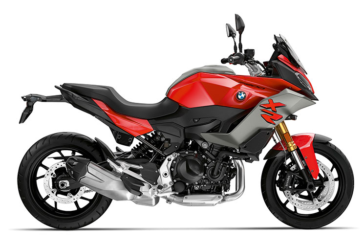 BMW-F900XR_2020.jpg