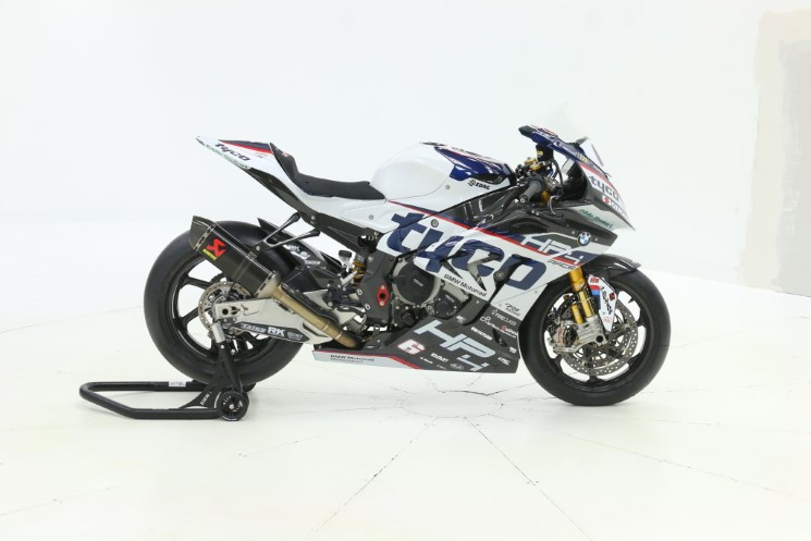 BMW-HP4-Race-MichaelDunlop