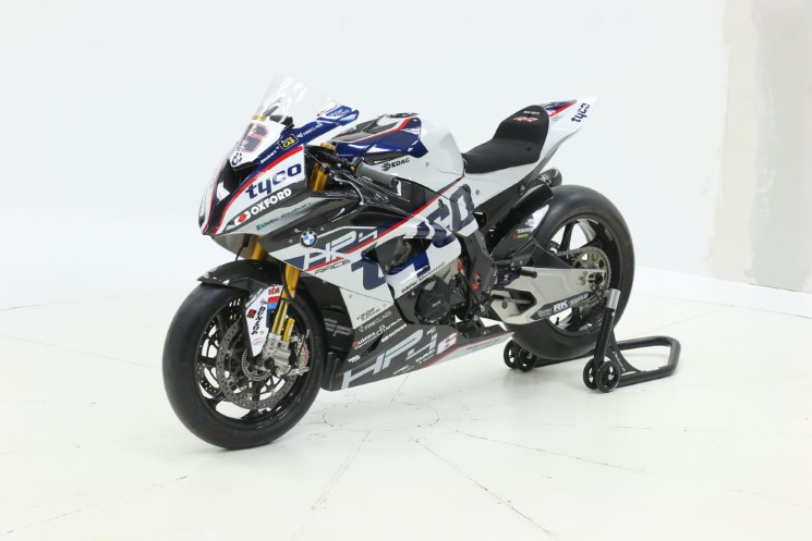 BMW-HP4-Race-MichaelDunlop