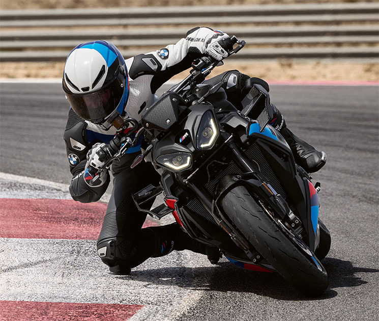 BMW-M1000R-2025