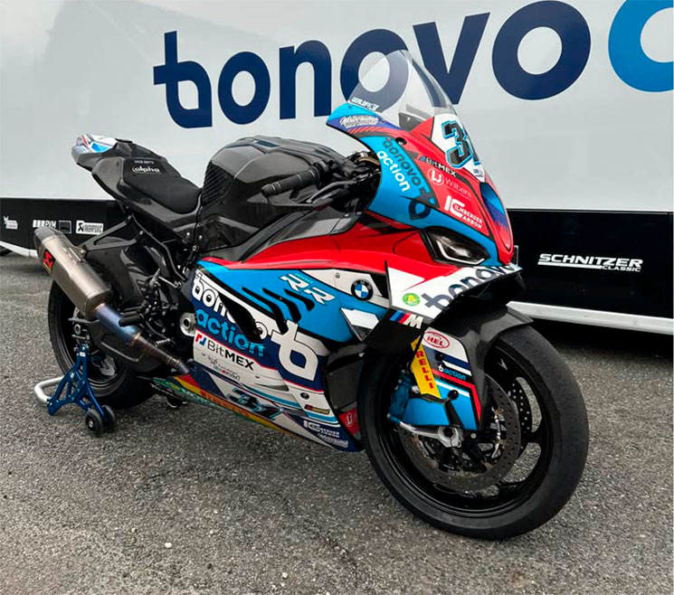 BMW-M1000RR-