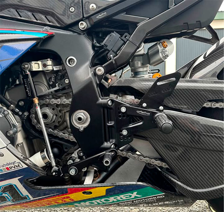 BMW-M1000RR-