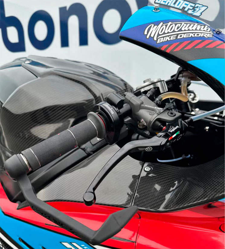BMW-M1000RR-