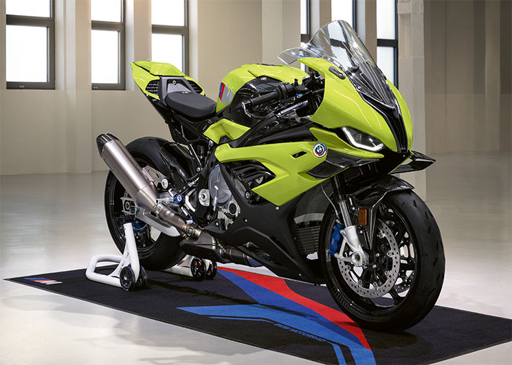 BMW-M1000RR_50-Aniversario-1.jpg