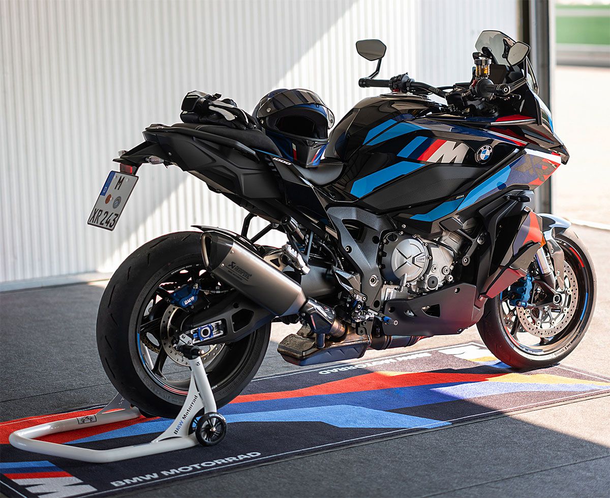 bmw m1000xr