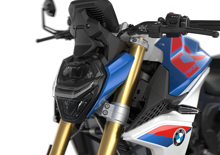 /BMWF900R-2025.jpg