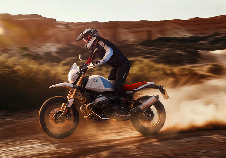 r12gs