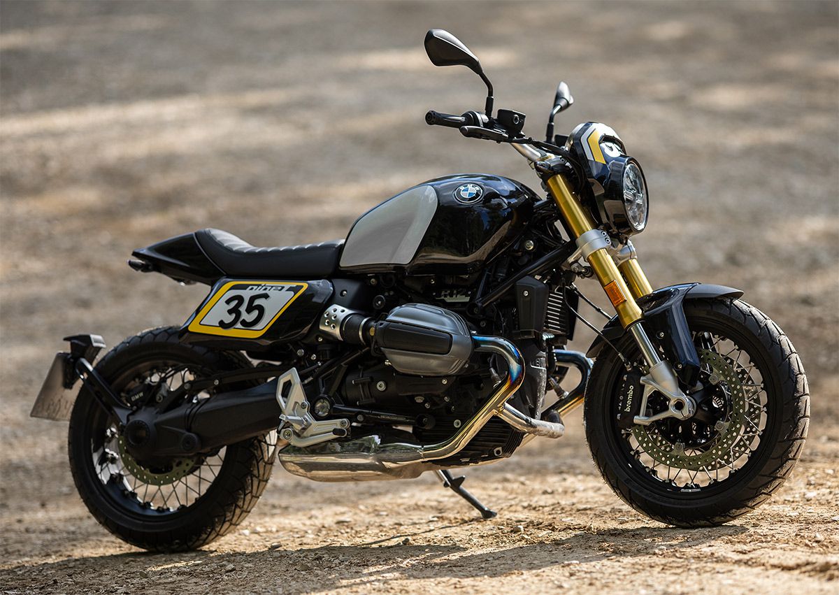 BMWR12Tracker
