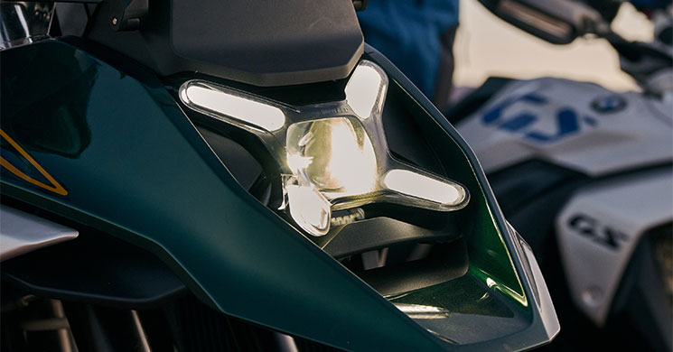 BMWR1300GS-LED.jpg