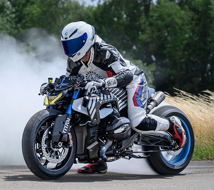 /BMWR1300R-TITAN-
