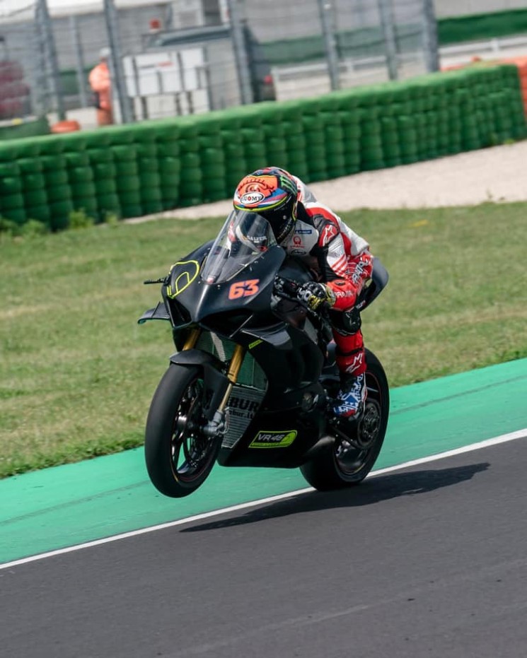 /Bagnaia-Panigale-V4