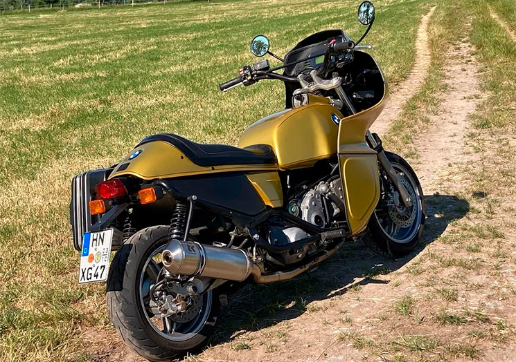 Burgman650-BMW-R100RS.jpg