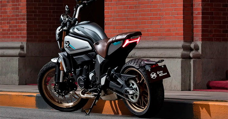 CFMOTO700-HERITAGE.