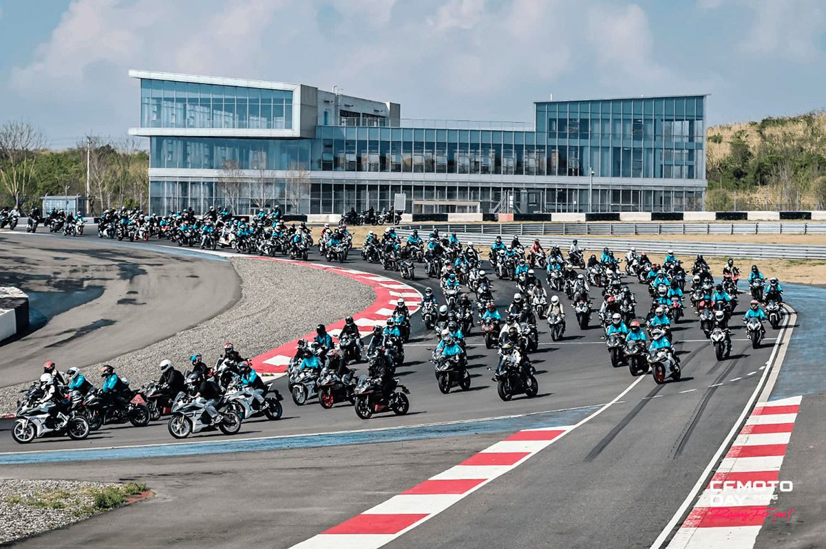 CFMOTODAY206_compressed