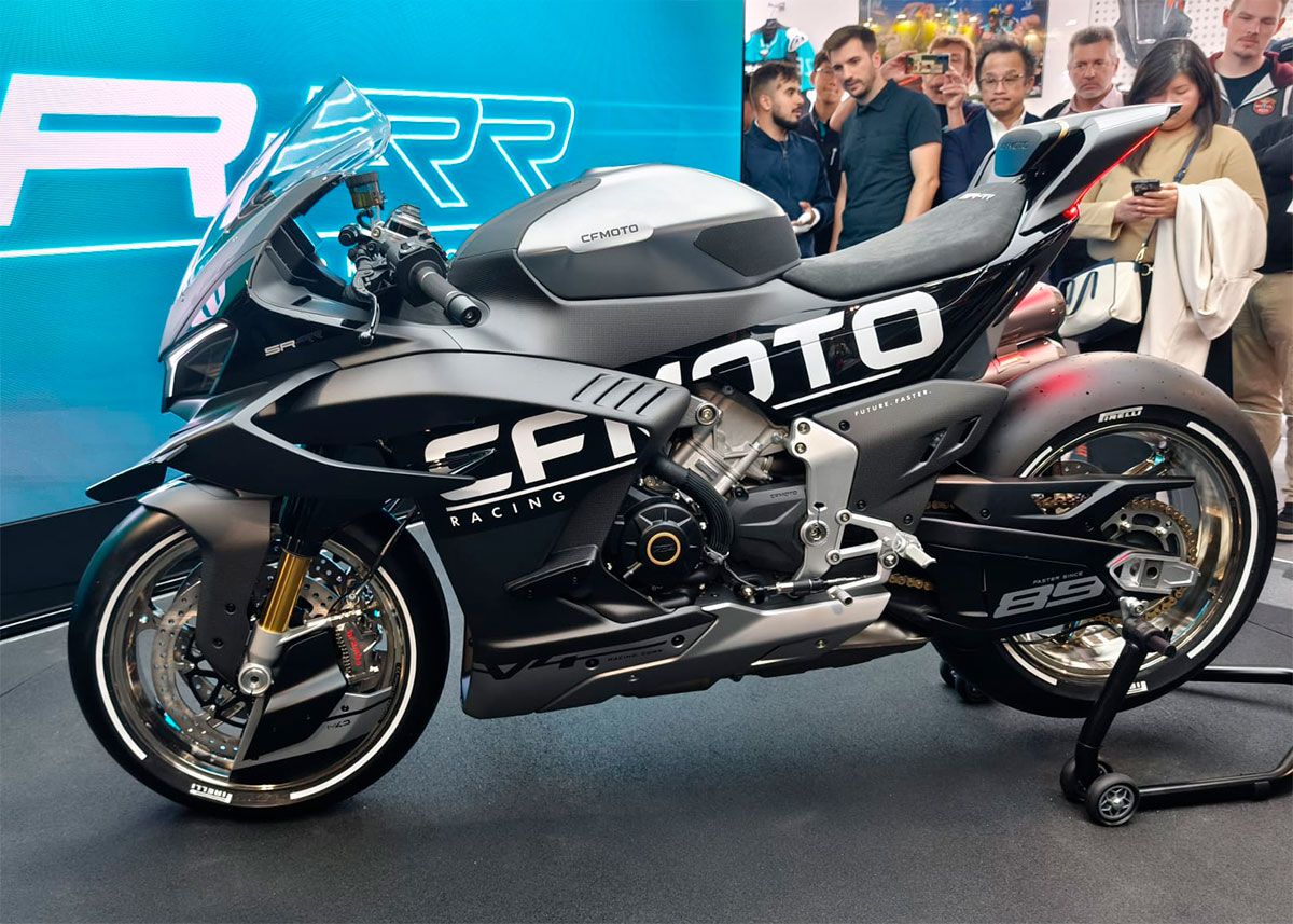 CFMotoSR-RR-V4
