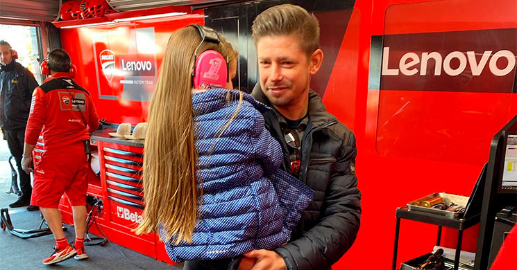 /CaseyStoner-345346.jpg