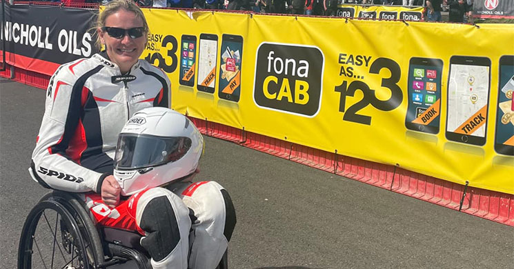 claire lomas