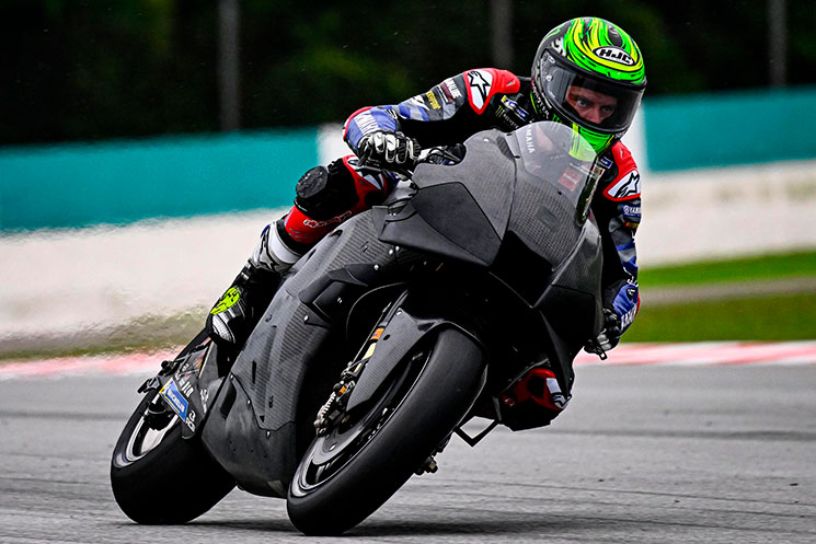 CrutchlowYamaha2435.jpg